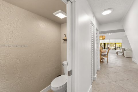 Touwnhouse à vendre à Davie, Floride: 2 chambres, 126.16 m2 № 2021999 - photo 22