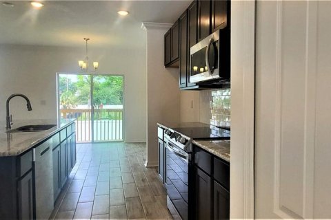 Casa en alquiler en Tampa, Florida, 4 dormitorios, 183.2 m2 № 1905989 - foto 7