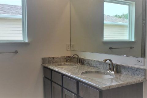 Casa en alquiler en Tampa, Florida, 4 dormitorios, 183.2 m2 № 1905989 - foto 10