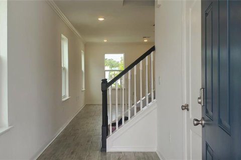 Casa en alquiler en Tampa, Florida, 4 dormitorios, 183.2 m2 № 1905989 - foto 2