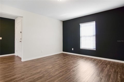 Villa ou maison à louer à Dundee, Floride: 3 chambres, 145.21 m2 № 2389362 - photo 12