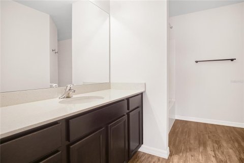 Villa ou maison à louer à Dundee, Floride: 3 chambres, 145.21 m2 № 2389362 - photo 17