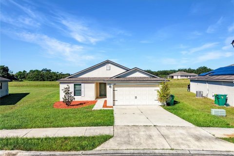 Villa ou maison à Dundee, Floride 3 chambres, 145.21 m2 № 2389362