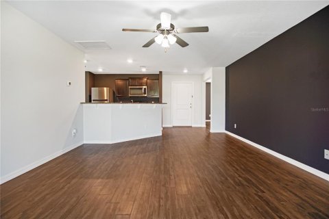 Villa ou maison à louer à Dundee, Floride: 3 chambres, 145.21 m2 № 2389362 - photo 9