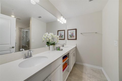 Condo in Kissimmee, Florida, 2 bedrooms  № 1386899 - photo 9