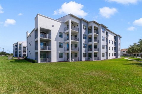 Condo in Kissimmee, Florida, 2 bedrooms  № 1386899 - photo 17