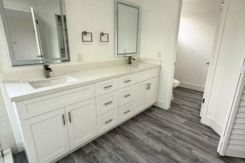 Купить виллу или дом в Майами, Флорида 4 спальни, 224.45м2, № 2047456 - фото 22