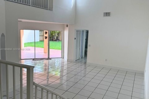 Купить виллу или дом в Майами, Флорида 4 спальни, 224.45м2, № 2047456 - фото 17