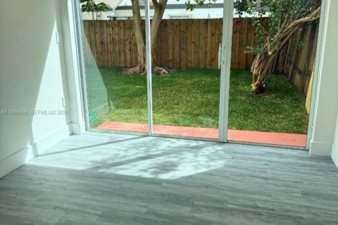 Купить виллу или дом в Майами, Флорида 4 спальни, 224.45м2, № 2047456 - фото 13