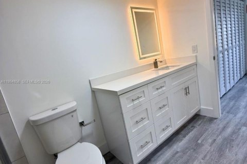 Купить виллу или дом в Майами, Флорида 4 спальни, 224.45м2, № 2047456 - фото 27