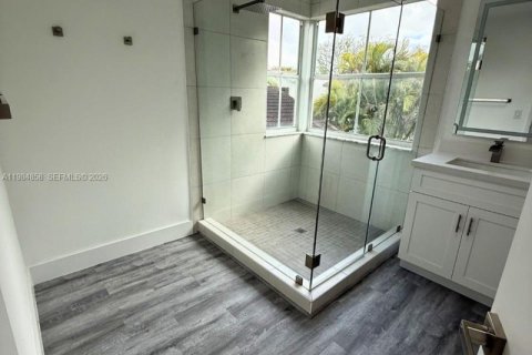 Купить виллу или дом в Майами, Флорида 4 спальни, 224.45м2, № 2047456 - фото 21