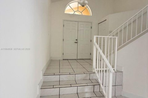 Купить виллу или дом в Майами, Флорида 4 спальни, 224.45м2, № 2047456 - фото 3