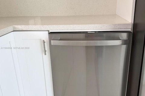 Купить виллу или дом в Майами, Флорида 4 спальни, 224.45м2, № 2047456 - фото 9