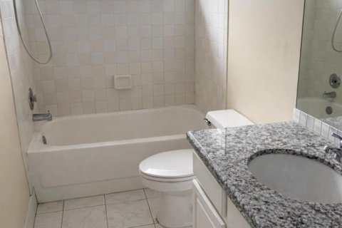 Купить таунхаус в Бока-Ратон, Флорида 3 комнаты, 147.81м2, № 2146983 - фото 12