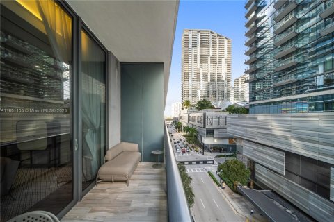 Hotel in Miami, Florida 58.25 sq.m. № 1977729 - photo 10