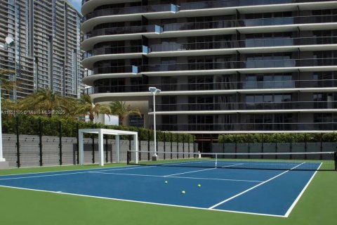 Hotel in Miami, Florida 58.25 sq.m. № 1977729 - photo 19