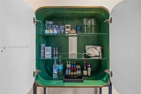 Hotel in Miami, Florida 58.25 sq.m. № 1977729 - photo 4