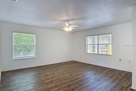 Condo in Bunnell, Florida, 2 bedrooms  № 2148327 - photo 5