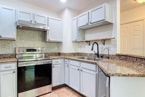 Condo in Bunnell, Florida, 2 bedrooms  № 2148327 - photo 10