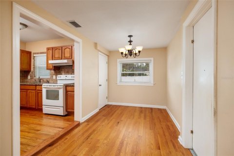 Casa en venta en Saint Petersburg, Florida, 2 dormitorios, 84.17 m2 № 1913595 - foto 10