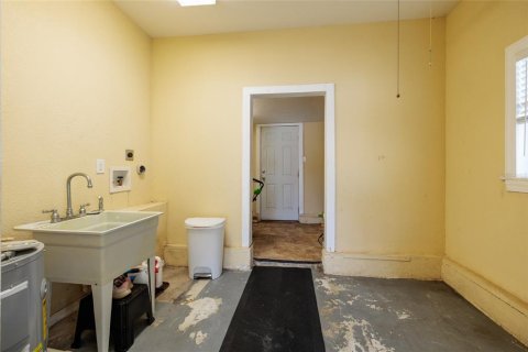 House in Saint Petersburg, Florida 2 bedrooms, 84.17 sq.m. № 1913595 - photo 21