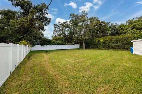 House in Saint Petersburg, Florida 2 bedrooms, 84.17 sq.m. № 1913595 - photo 27