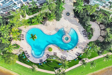 Condominio en venta en Sunrise, Florida, 2 dormitorios, 108.23 m2 № 1708400 - foto 3
