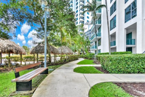 Condominio en venta en Sunrise, Florida, 2 dormitorios, 108.23 m2 № 1708400 - foto 18