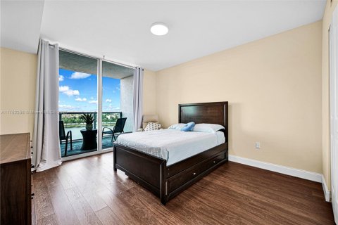Condominio en venta en Sunrise, Florida, 2 dormitorios, 108.23 m2 № 1708400 - foto 25