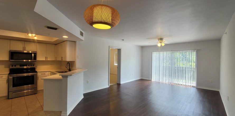 Apartment in West Palm Beach, Florida 2 bedrooms, 95.32 sq.m. № 2250935