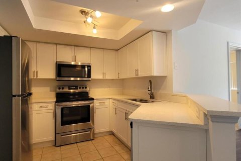 Apartment in West Palm Beach, Florida 2 bedrooms, 95.32 sq.m. № 2250935 - photo 4