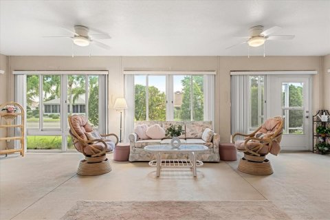 Casa en venta en The Villages, Florida, 3 dormitorios, 181.44 m2 № 1793428 - foto 25