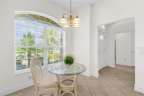 Casa en venta en The Villages, Florida, 3 dormitorios, 181.44 m2 № 1793428 - foto 7