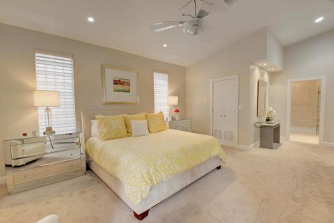House in Boca Raton, Florida 3 bedrooms, 249.26 sq.m. № 2158394 - photo 30