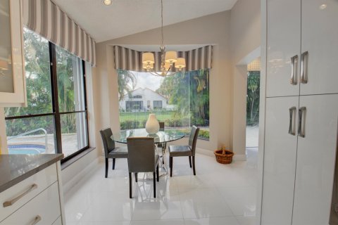 House in Boca Raton, Florida 3 bedrooms, 249.26 sq.m. № 2158394 - photo 16