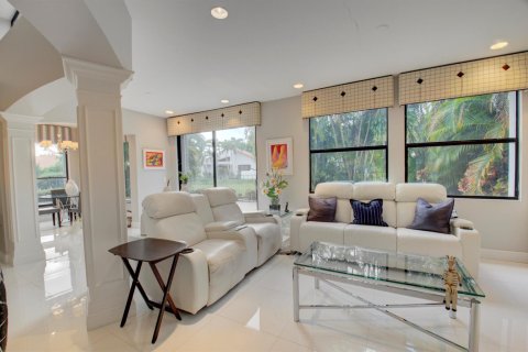 House in Boca Raton, Florida 3 bedrooms, 249.26 sq.m. № 2158394 - photo 24