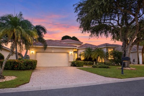 Casa en venta en Delray Beach, Florida, 3 dormitorios, 221.48 m2 № 2412237 - foto 2