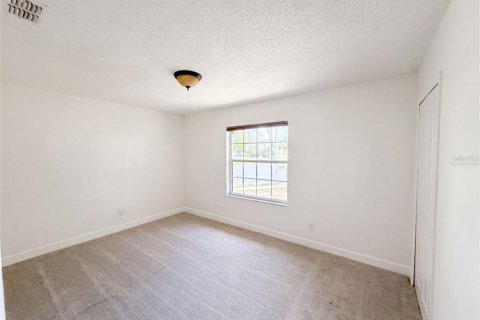 House in Orlando, Florida 3 bedrooms, 123.65 sq.m. № 2229901 - photo 4