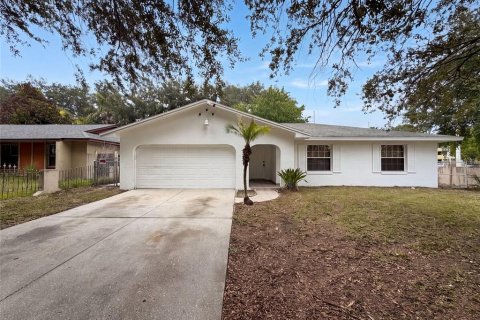 House in Orlando, Florida 3 bedrooms, 123.65 sq.m. № 2229901 - photo 19