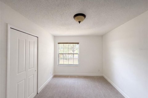 House in Orlando, Florida 3 bedrooms, 123.65 sq.m. № 2229901 - photo 8