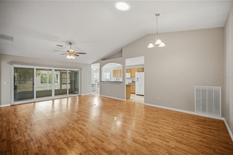 Villa ou maison à vendre à Ocala, Floride: 3 chambres, 164.25 m2 № 2405745 - photo 4