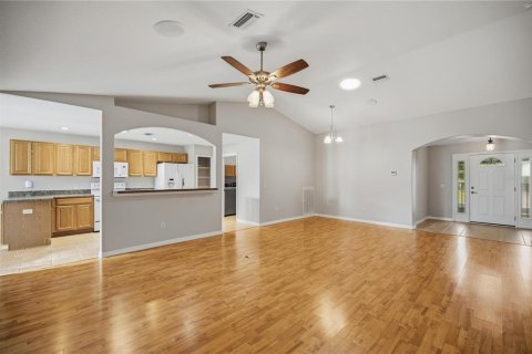 Villa ou maison à vendre à Ocala, Floride: 3 chambres, 164.25 m2 № 2405745 - photo 5