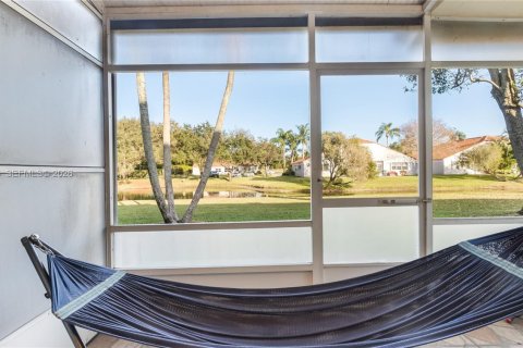 Townhouse in Delray Beach, Florida 2 bedrooms, 109.16 sq.m. № 2090502 - photo 22