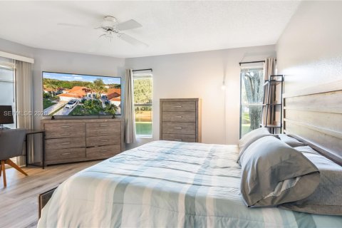 Townhouse in Delray Beach, Florida 2 bedrooms, 109.16 sq.m. № 2090502 - photo 12
