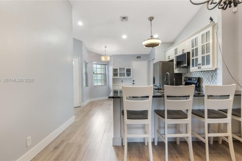 Townhouse in Delray Beach, Florida 2 bedrooms, 109.16 sq.m. № 2090502 - photo 10