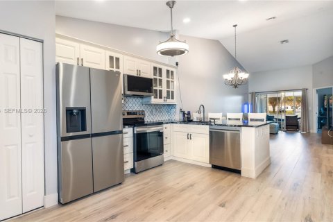 Townhouse in Delray Beach, Florida 2 bedrooms, 109.16 sq.m. № 2090502 - photo 4