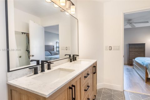 Townhouse in Delray Beach, Florida 2 bedrooms, 109.16 sq.m. № 2090502 - photo 18