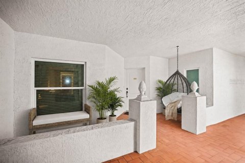 Купить кондоминиум в Трежер-Айленд, Флорида 7 комнат, 228.08м2, № 2091644 - фото 4