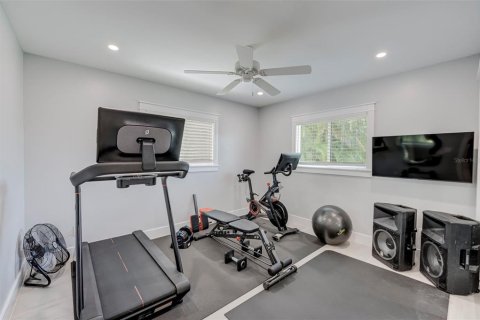 Villa ou maison à vendre à Cape Coral, Floride: 4 chambres, 182 m2 № 2156873 - photo 23