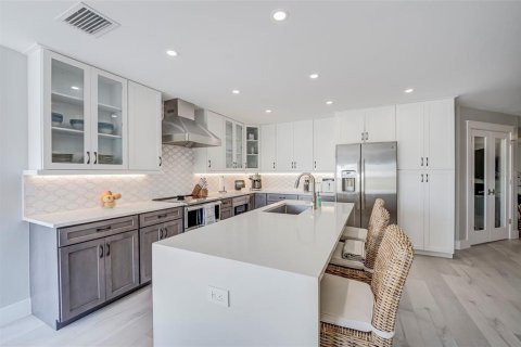 Villa ou maison à vendre à Cape Coral, Floride: 4 chambres, 182 m2 № 2156873 - photo 14